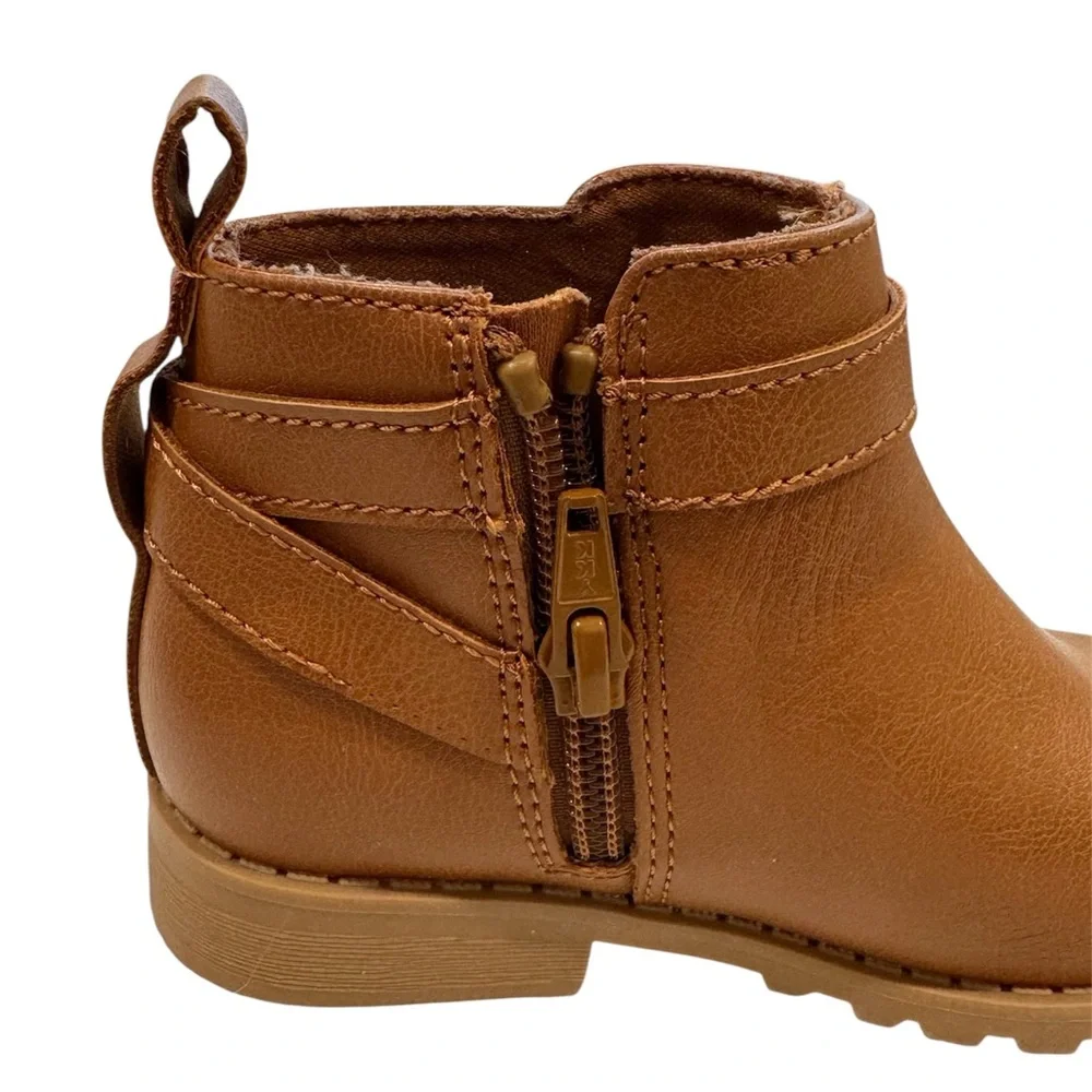 NWOT Old Navy Brown Zip Ankle Booties 9